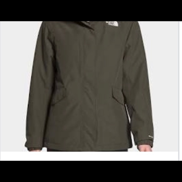 Women’s NorthFace Winter Jacket - Picture 6 of 7